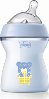 Chicco бутылка пластиковая Natural Feeling силиконовая соска 250 мл мальчик 81323.20