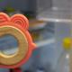 BabyOno прорезыватель для зубов деревянно-силиконовый "Петушок" (Кирпичный) 1075/03bo